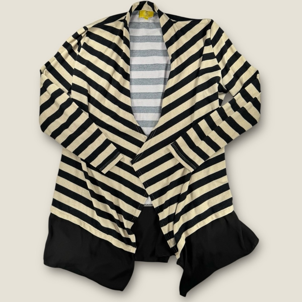 Liz Lange Black and Cream‎ Striped Knit